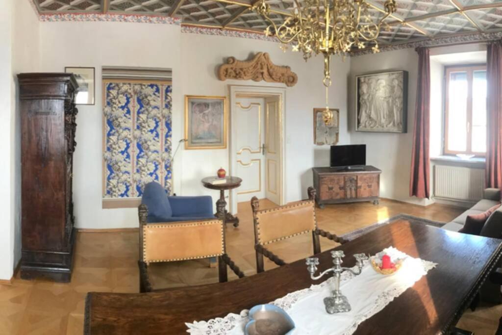 In Einer Wohnung Durch Die Jahrhunderte Feistritz an der Drau Exterior photo